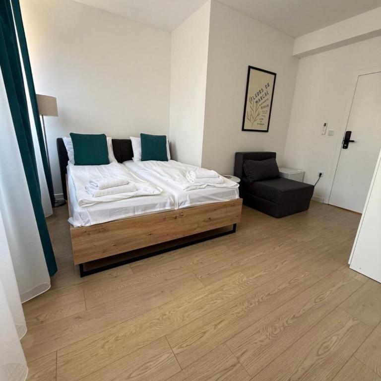 Capital Stay Old Town Rooms - Comfort Dreibettzimmer - 17