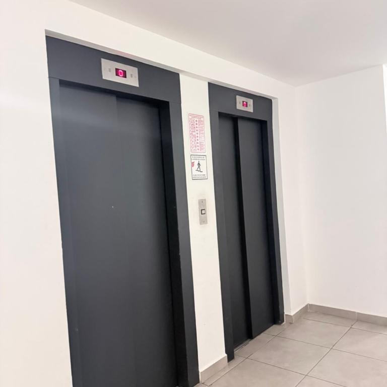 Depto en Gral Paz Pileta quincho y asador - One-Bedroom Apartment - 22