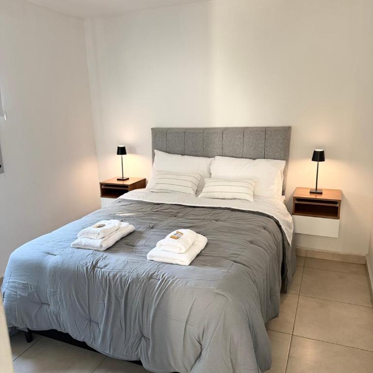 Depto en Gral Paz Pileta quincho y asador - One-Bedroom Apartment - 23