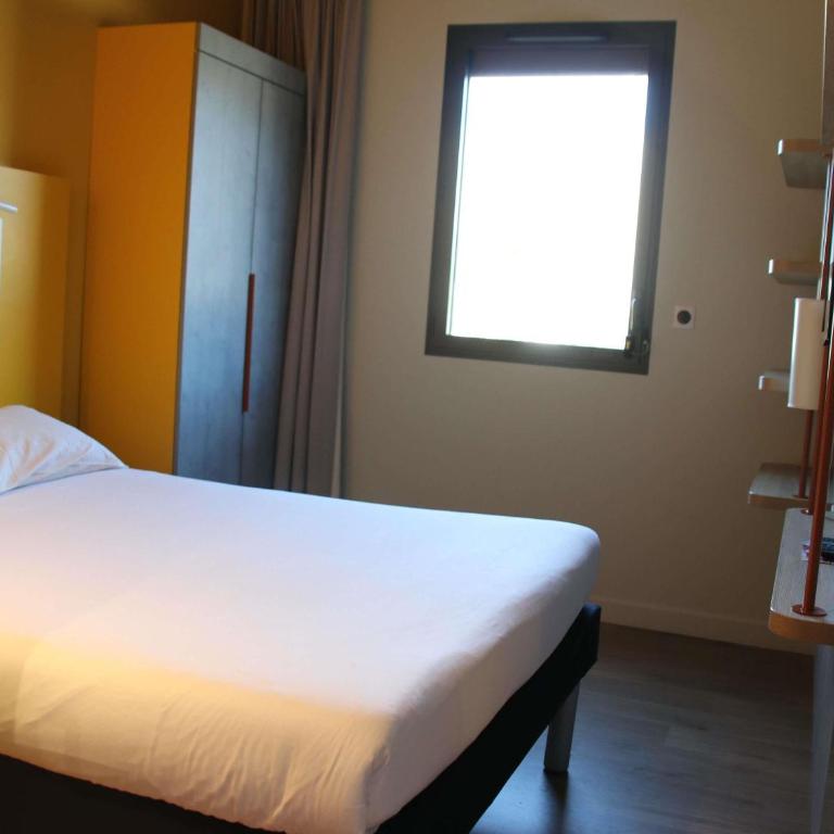 ibis budget Rennes Rte Lorient - Chambre avec 1 Lit Double et 1 Lit Escamotable - 6