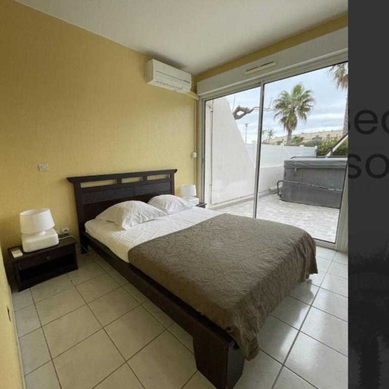 Appartement jacuzzi Village Naturiste - Apartment mit 2 Schlafzimmern - 4