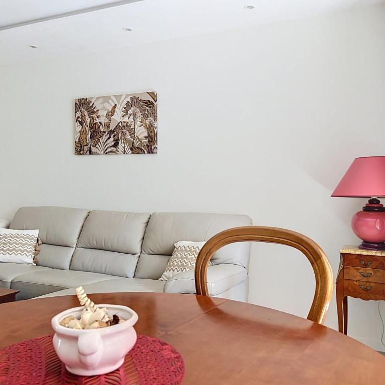 2P - terrasse proche centre & plages - Apartment - 23