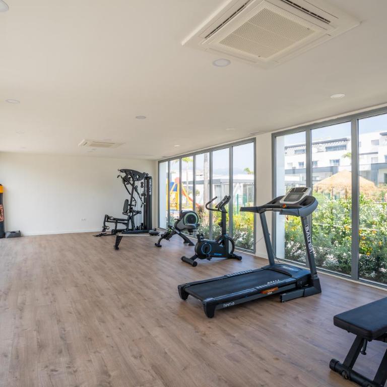 Habitat Valle Romano with Pool, Gym & Playground by Downtown Apartments Spain - Apartamento de 2 dormitorios con vistas a la montaña - 8