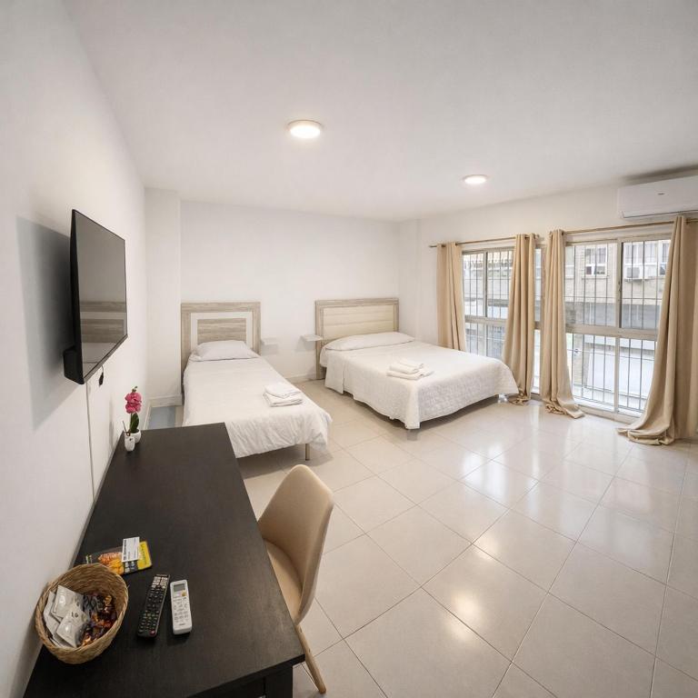 Alicante Beach Hostel - Camera Tripla - 1