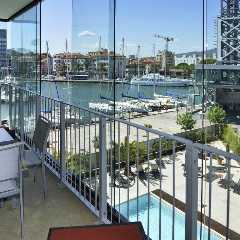 Hôtel Mercure Toulon La Seyne-Sur-Mer - Chambre Double Privilège avec Terrasse et Vue sur la Mer - 5