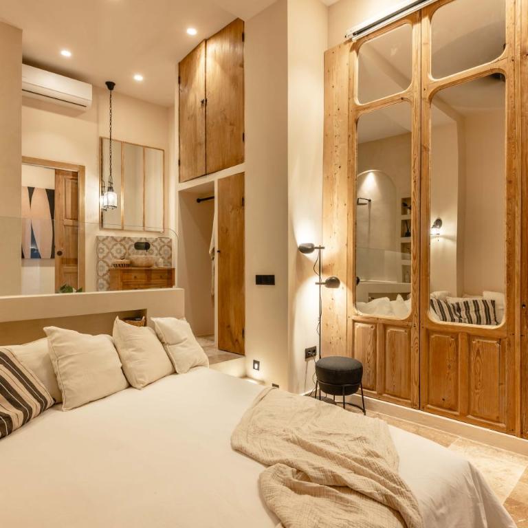 Suite Boutique con Bañera y Cine Privado - Centro Histórico de Málaga - Suite - 3