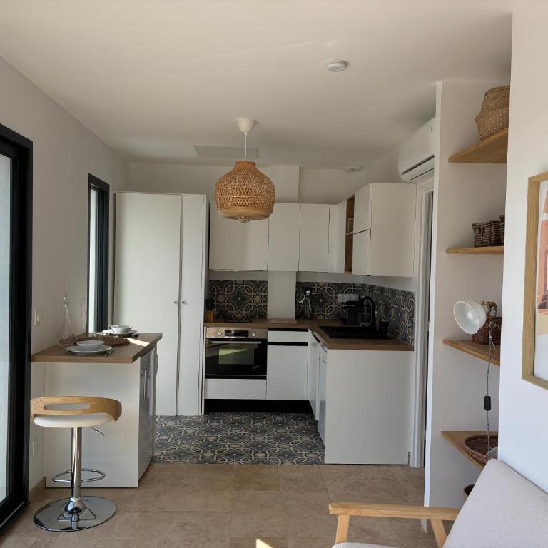 Domani Vencius - Cocon de bien-être à Vence avec vue mer, piscine et terrasse ensoleillée - Appartement 2 Chambres - Vue sur Mer - 5