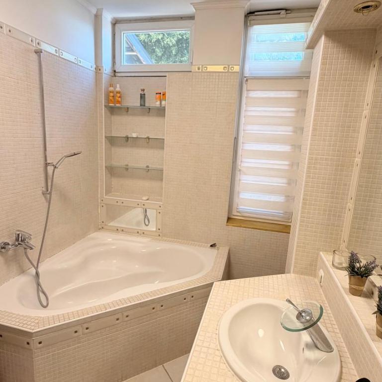 Villa Sumeya - Luxury in Nature - Villa - 24
