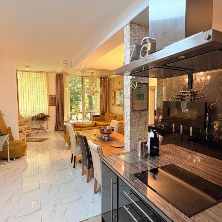 Villa Sumeya - Luxury in Nature - Villa - 1