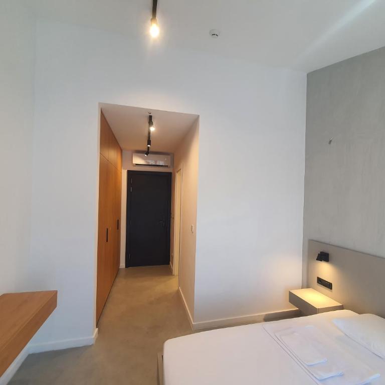 Lucciola Boutique Rooms - Chambre Double Standard avec Balcon - 3