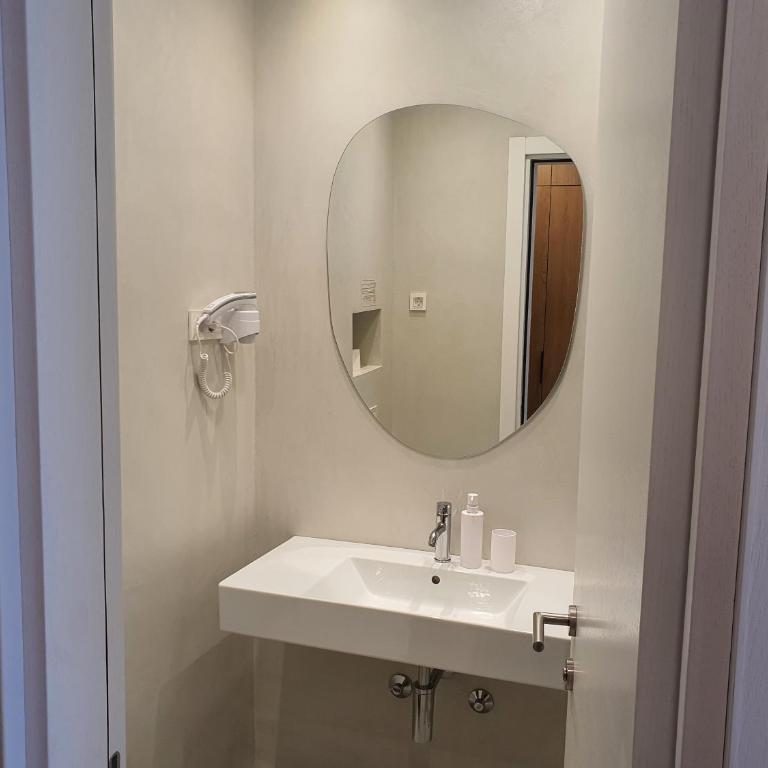 Lucciola Boutique Rooms - Chambre Double Standard avec Balcon - 7