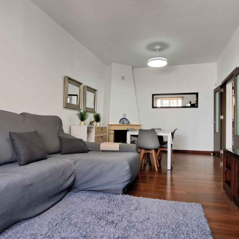 Chalet cerca de La Barrosa con piscina privada y barbacoa - Three-Bedroom House - 7
