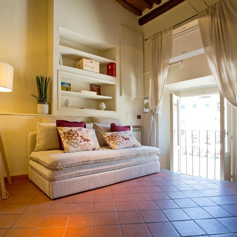 Casa del Parlascio - Vista Esclusiva su Piazza dell'Anfiteatro - Appartamento Superior con Vista Città - 2
