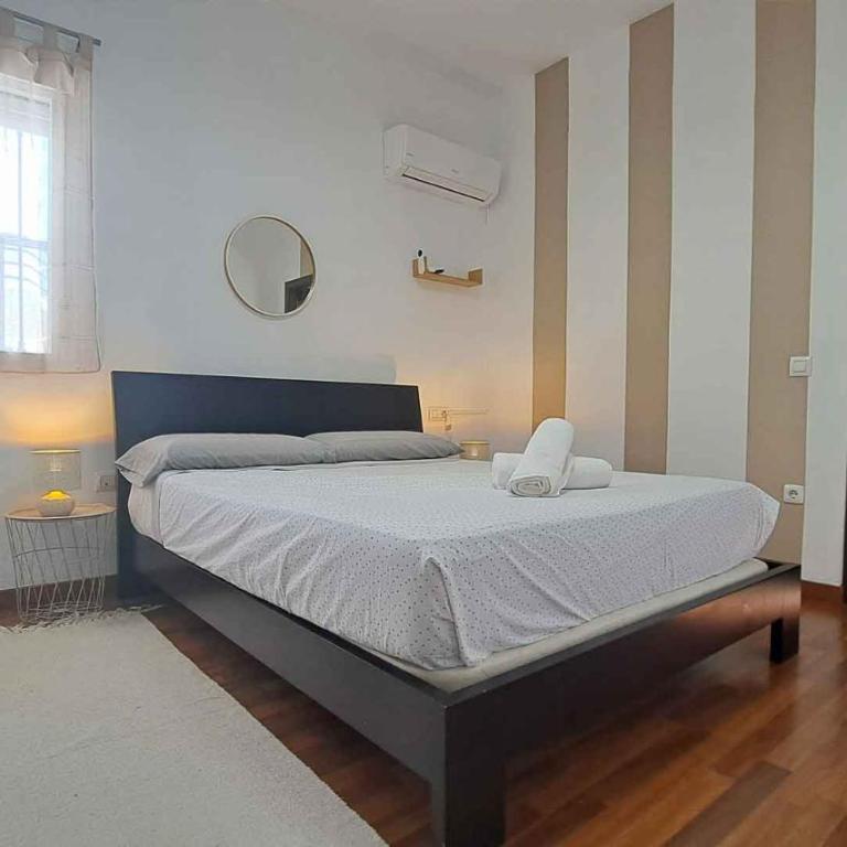 Chalet cerca de La Barrosa con piscina privada y barbacoa - Three-Bedroom House - 9