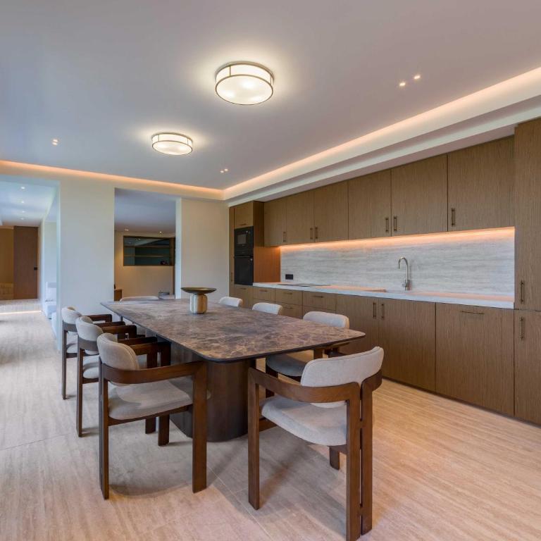 High-End Apartment with Spacious Terrace - Appartement - 2