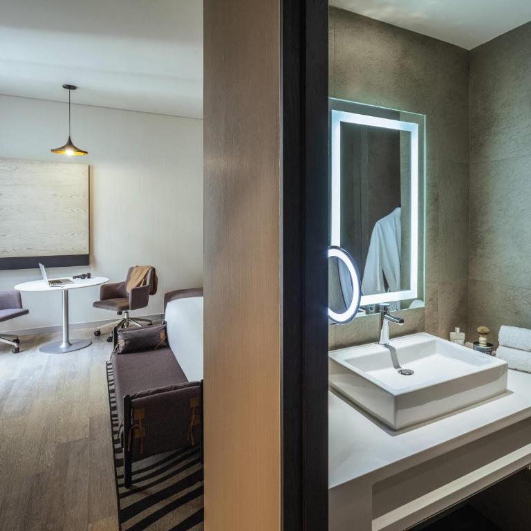 Novotel Mexico City Toreo - Habitación Executive con cama extragrande - 5