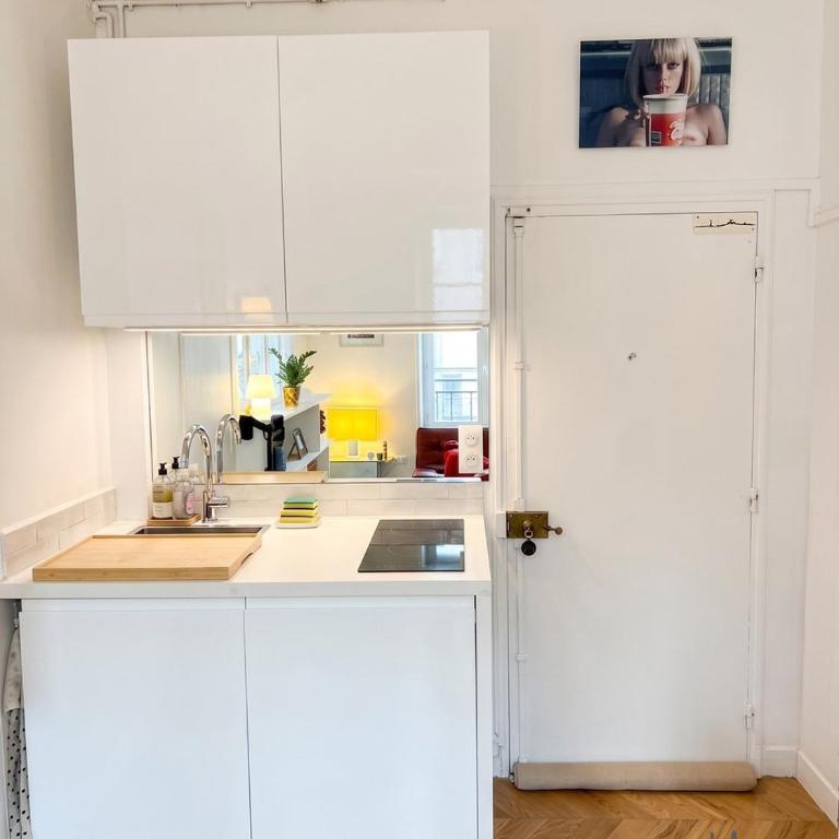 Cozy Studio in the Heart of the Marais • Paris 3rd - Appartement - 3