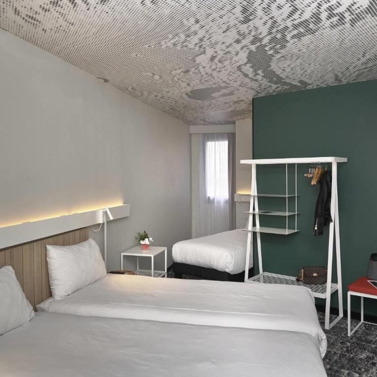 Ibis Annecy - Cran-Gevrier - Chambre avec 3 Lits Simples - 1
