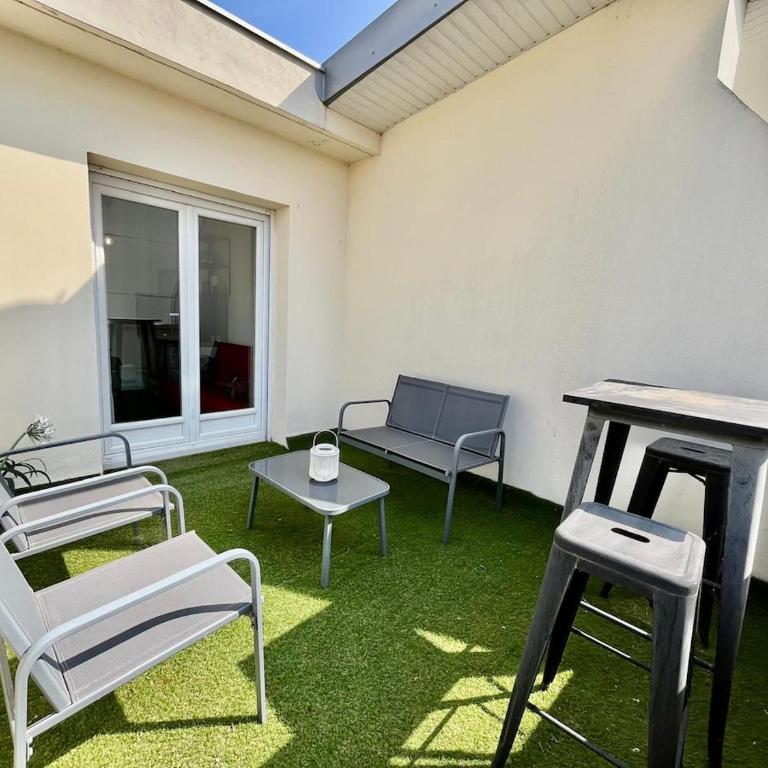 Le Studio Auguste-Terrasse plein sud-Wifi - Appartement 1 Chambre - 2