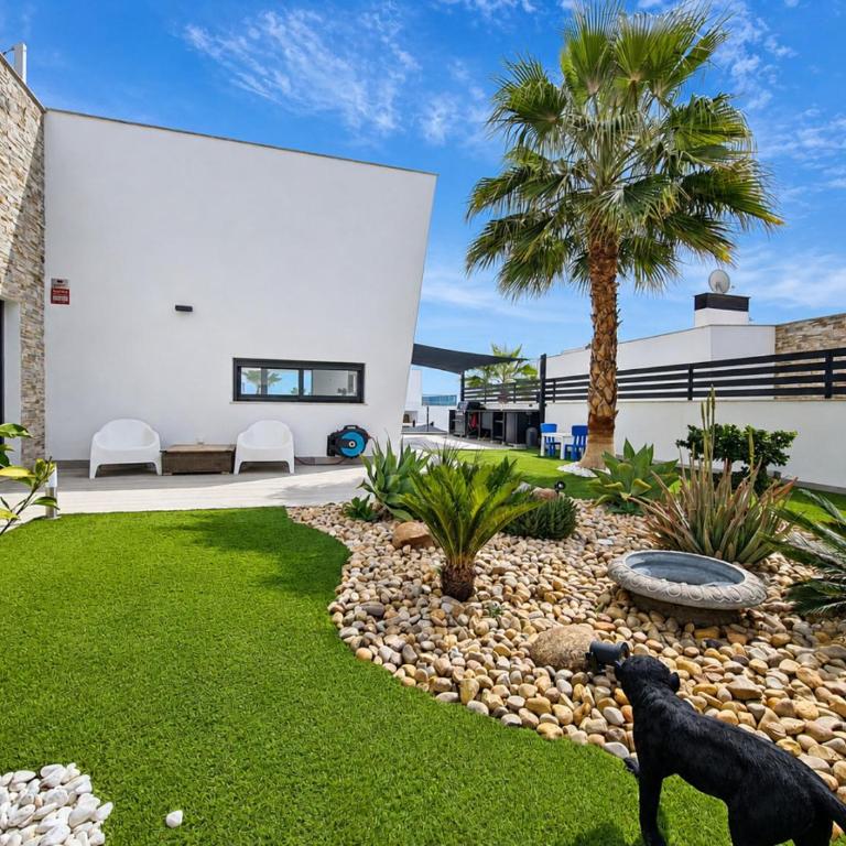 Hillside Luxury Villas by NRAS - Villa Deluxe - 13