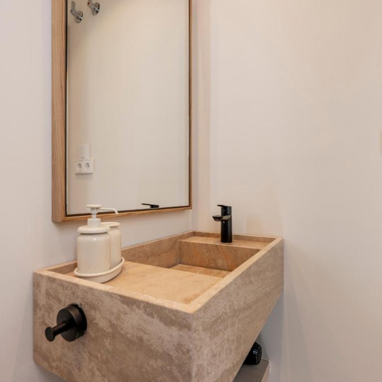 Casa Calma by Asola Property - Two-Bedroom Apartment - 30