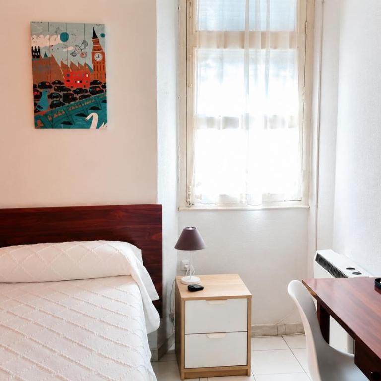 Casa Antares Granada - Habitación Individual con baño compartido - 1