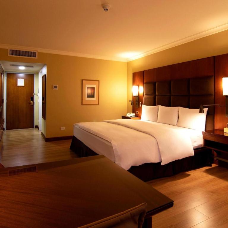 Swissotel Quito - Habitación Doble Premier - 1 o 2 camas - 5