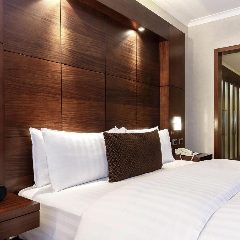 Swissotel Quito - Suite Executive - Cama extragrande - 2