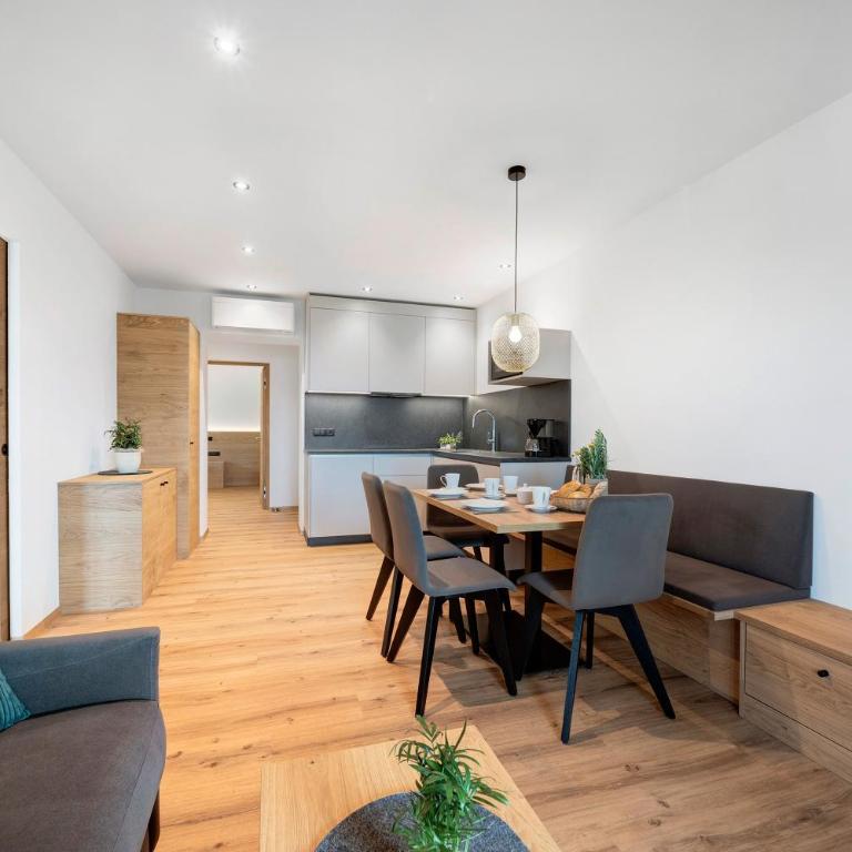 Sankt Corbinian Apartement 2 - Appartamento Deluxe con 2 Camere da Letto e Vista Giardino - 8