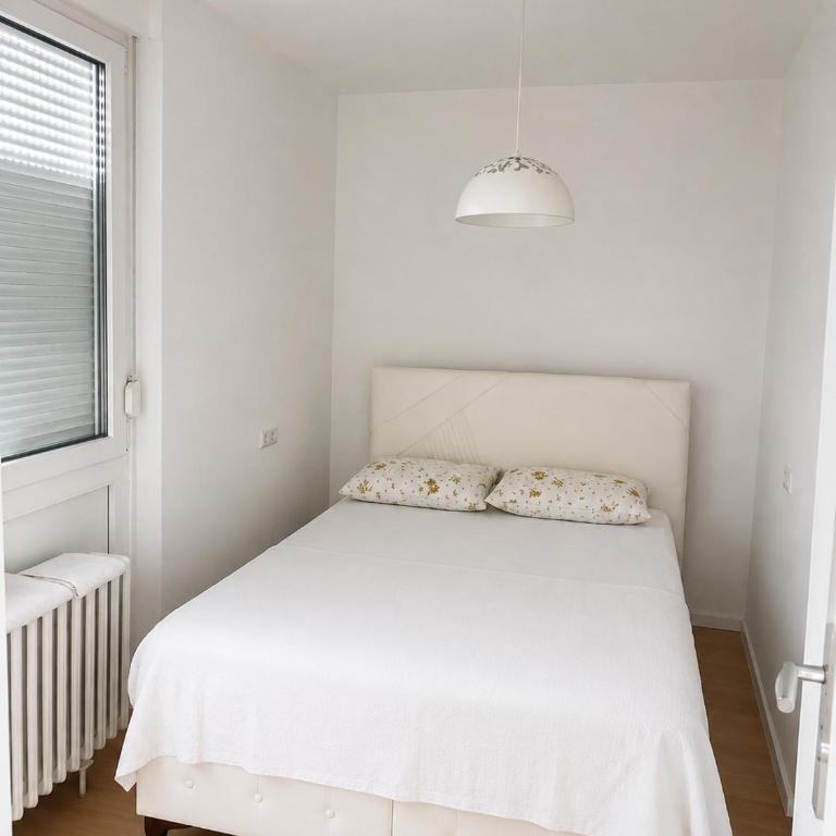 Sarajevo City Vibes near SCC - One-Bedroom Apartment - 4