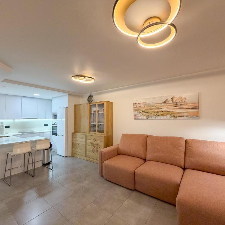 Modern Beachside 2-bed Apartment in Calpe Centre - Apartment mit 2 Schlafzimmern - 2