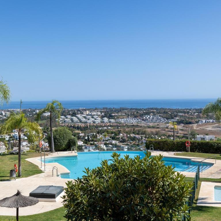 Sea View Pool & Terrace 3BR in Benahavís Hills - Appartamento con 3 Camere da Letto e Vista Mare - 1