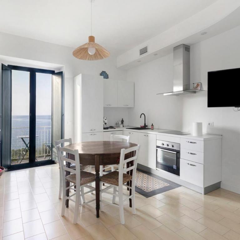 A casa di Betti - Appartamento Superior con 1 Camera da Letto e Balcone - 4