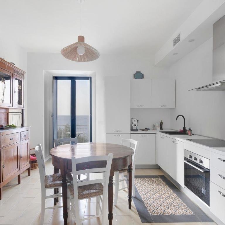 A casa di Betti - Appartamento Superior con 1 Camera da Letto e Balcone - 17