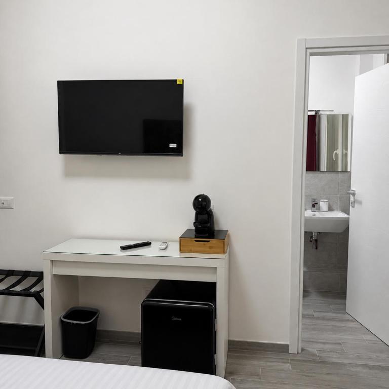 Linvito Rooms - Camera King - 4