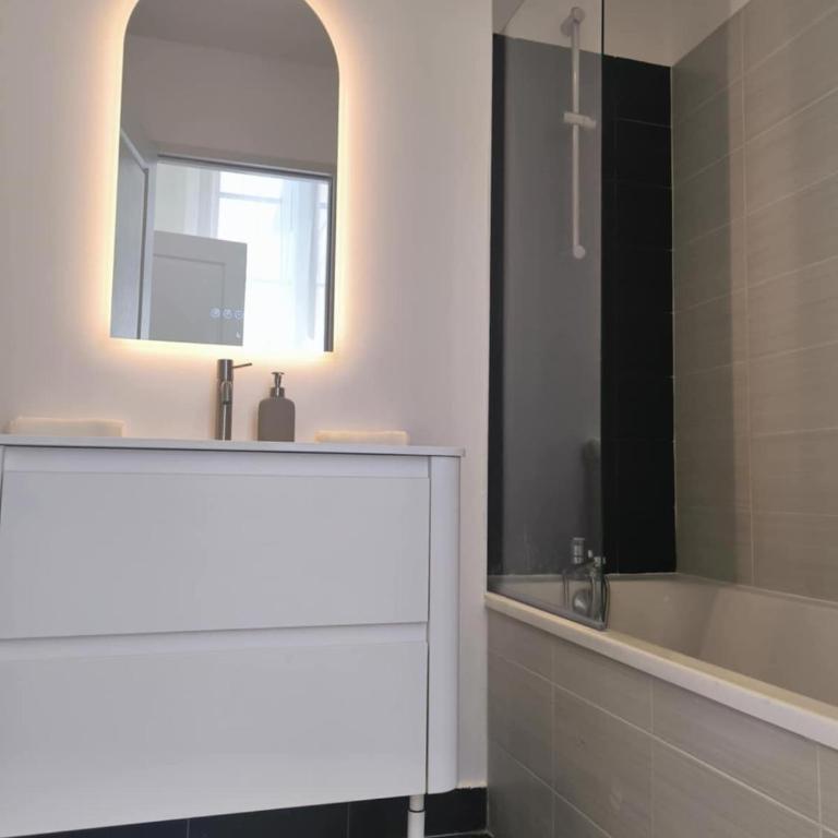 T3 rénové et lumineux au cœur du centre historique - Appartement 2 Chambres - 14