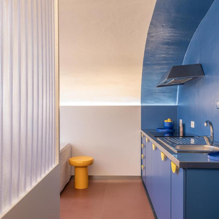 The Secret Garden - Two-Bedroom Apartment - 20