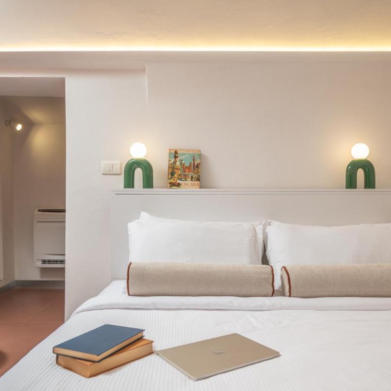 The Secret Garden - Two-Bedroom Apartment - 34