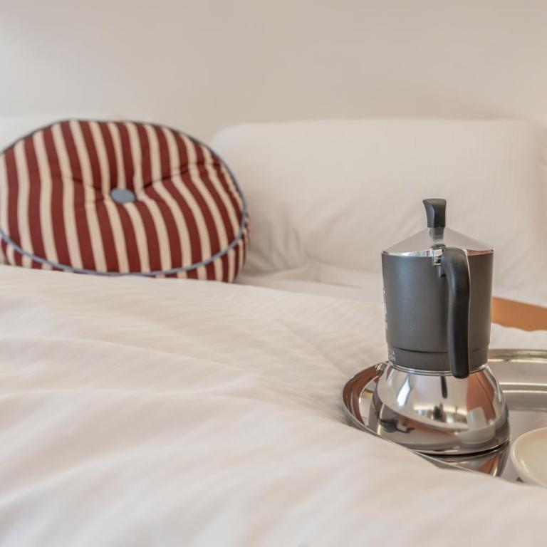The Secret Garden - Two-Bedroom Apartment - 32