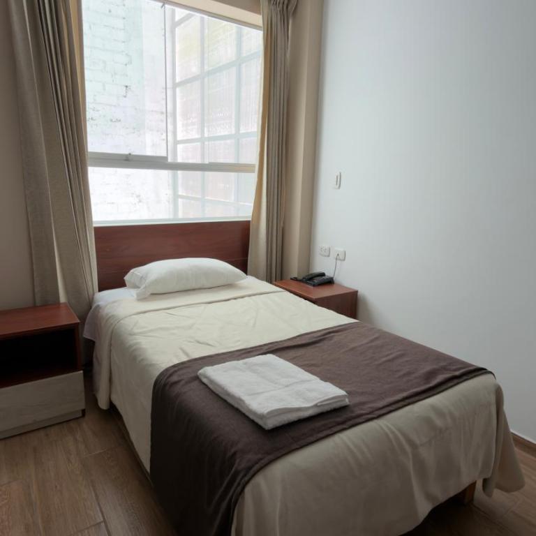 Hotel Residencial Paris - Habitación Familiar - 4