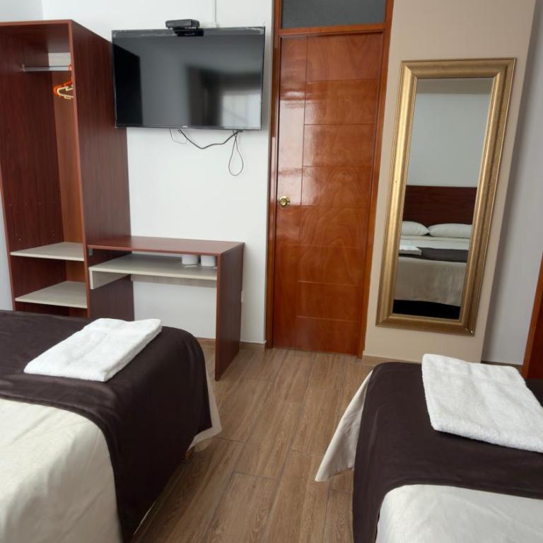 Hotel Residencial Paris - Habitación Familiar - 2