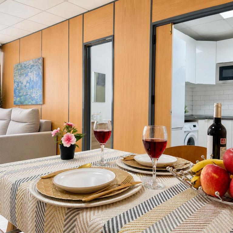Apartamento en Málaga - TuriVida - One-Bedroom Apartment - 1
