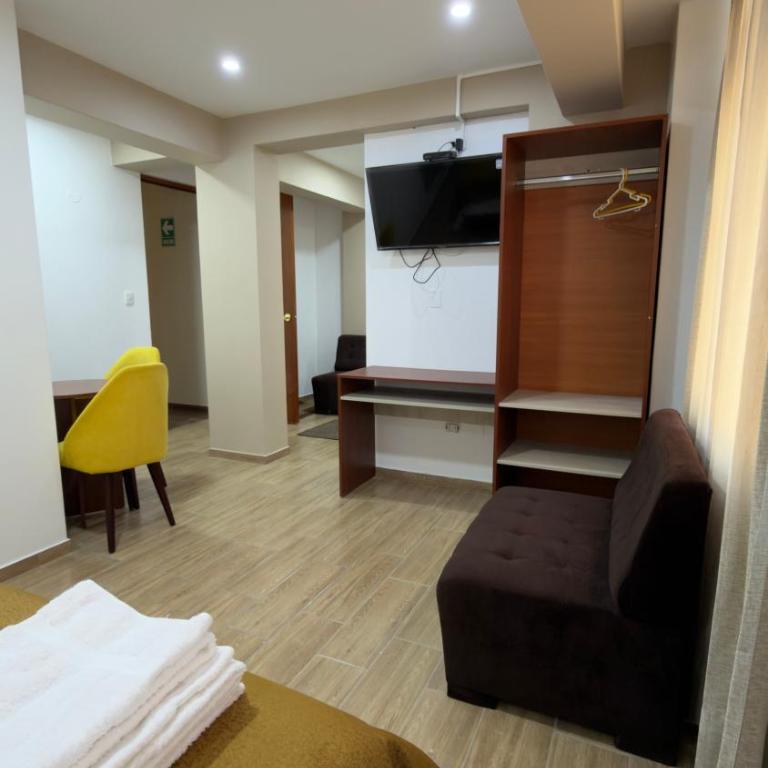 Hotel Residencial Paris - Suite con bañera de hidromasaje y cama grande - 6