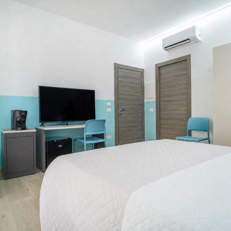Smeralda Top Rooms Olbia - Doppelzimmer mit eigenem Bad - 13