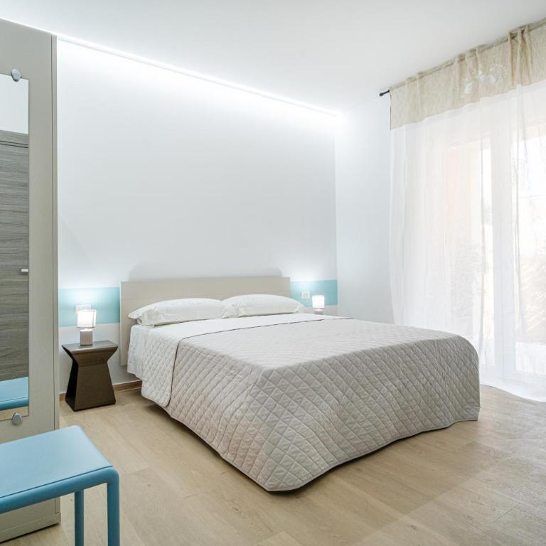Smeralda Top Rooms Olbia - Doppelzimmer mit eigenem Bad - 22