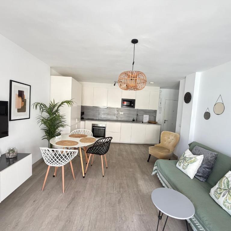 Nerja city center & sea view Torresol - One-Bedroom Apartment - 4