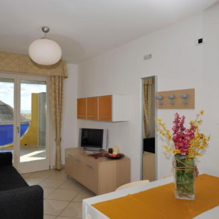 Lovely beachside flat with a luminous terrace - Appartamento - 1