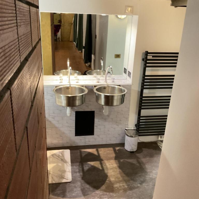 Loft Poppy, Cozy peaceful stay in Paris 11th - Apartamento de 1 dormitorio - 16