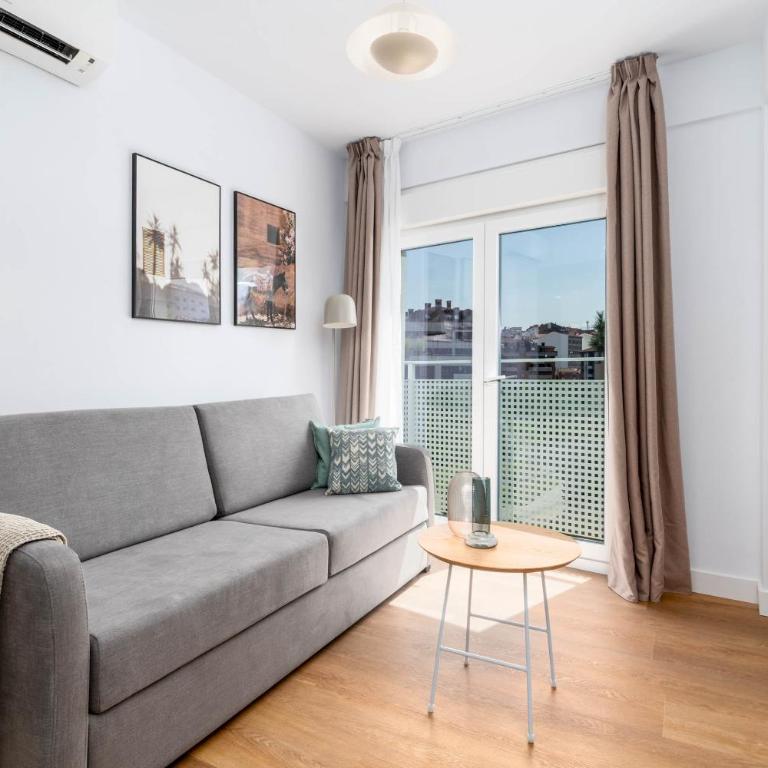 Oviedo Calle Postigo Bajo - Apartamento Junior de 1 dormitorio con balcón - 6