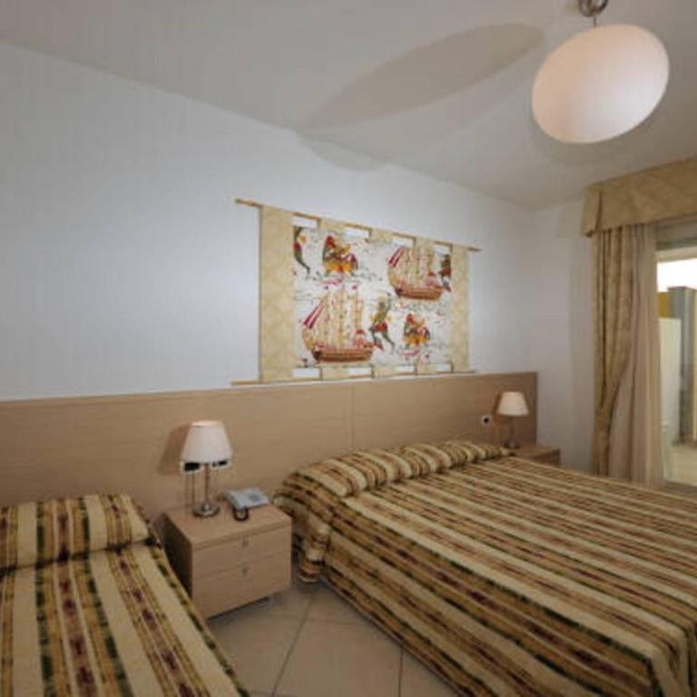 Charming beachfront flat with a bright terrace - Appartamento - 7